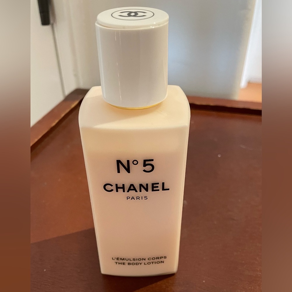 Chanel 5 body lotion